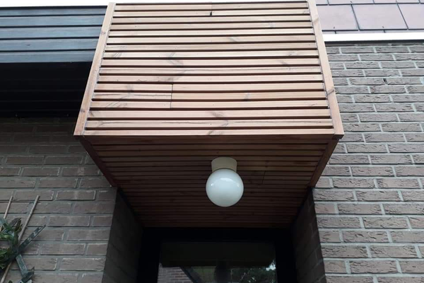Luifel boven voordeur
